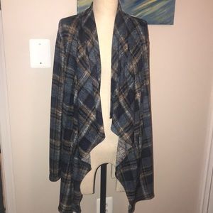 MOA Collection plaid casual lightweight long sleev